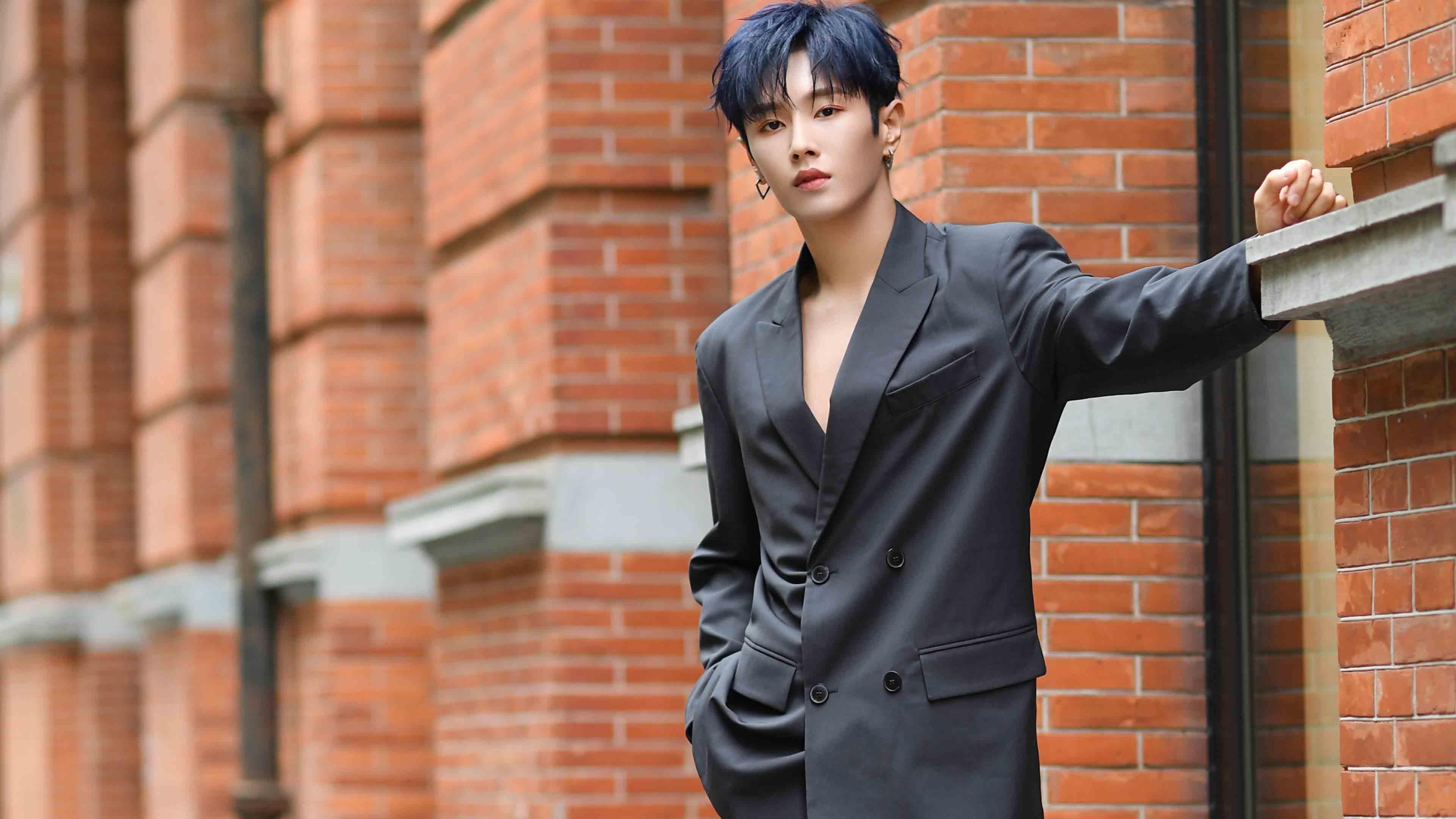 中国女篮逆转取胜 展现坚韧精神，看看中国女篮